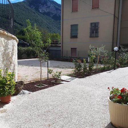 ホテル La Casa Dei Nonni Torre Orsina エクステリア 写真
